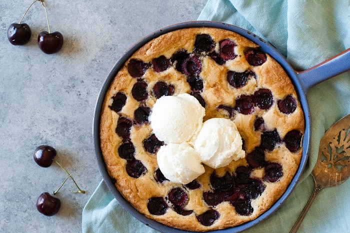 https://www.rodellekitchen.com/wp-content/uploads/2018/04/Cherry_skillet_cake_websz.jpg