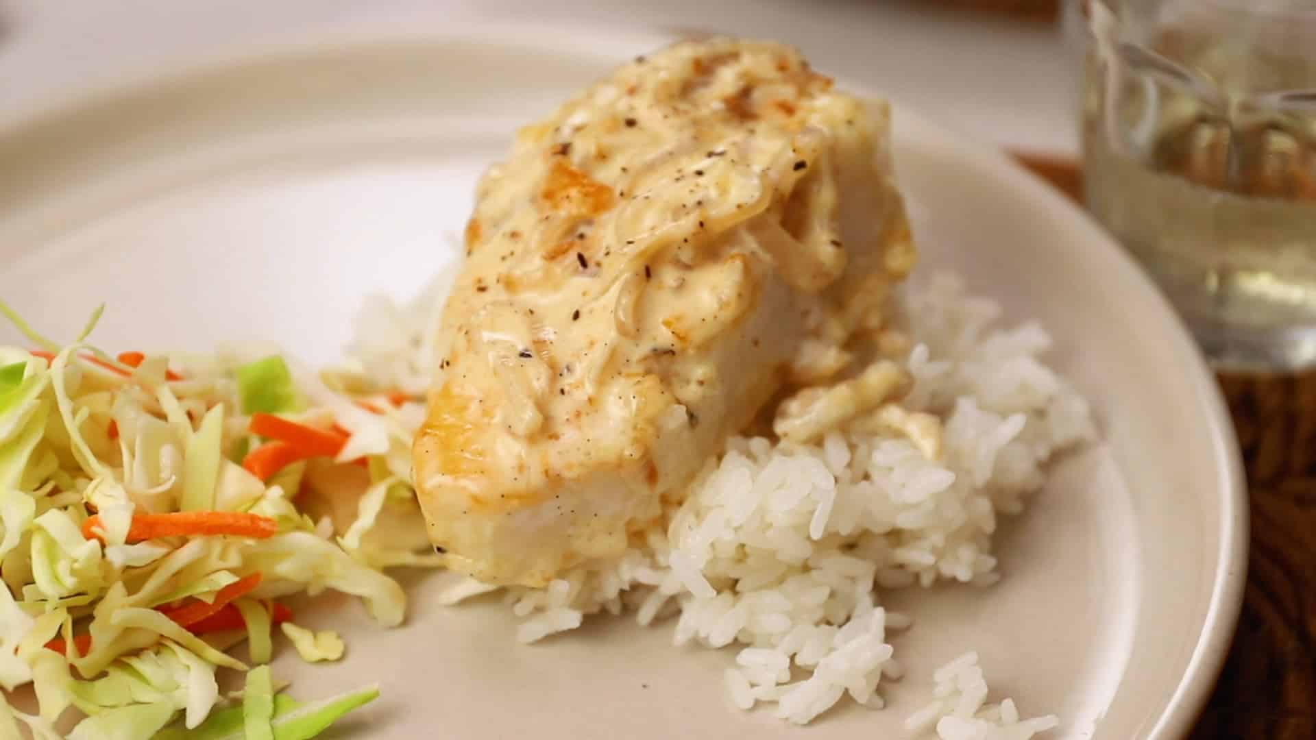 White fish in Creamy Shallot Sauce - Easy Meals with Video Recipes
